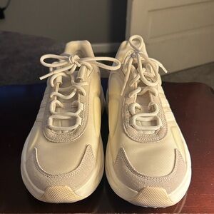 Adidas Ozelle Women's Cream Sneakers, Sz 8, New in Box